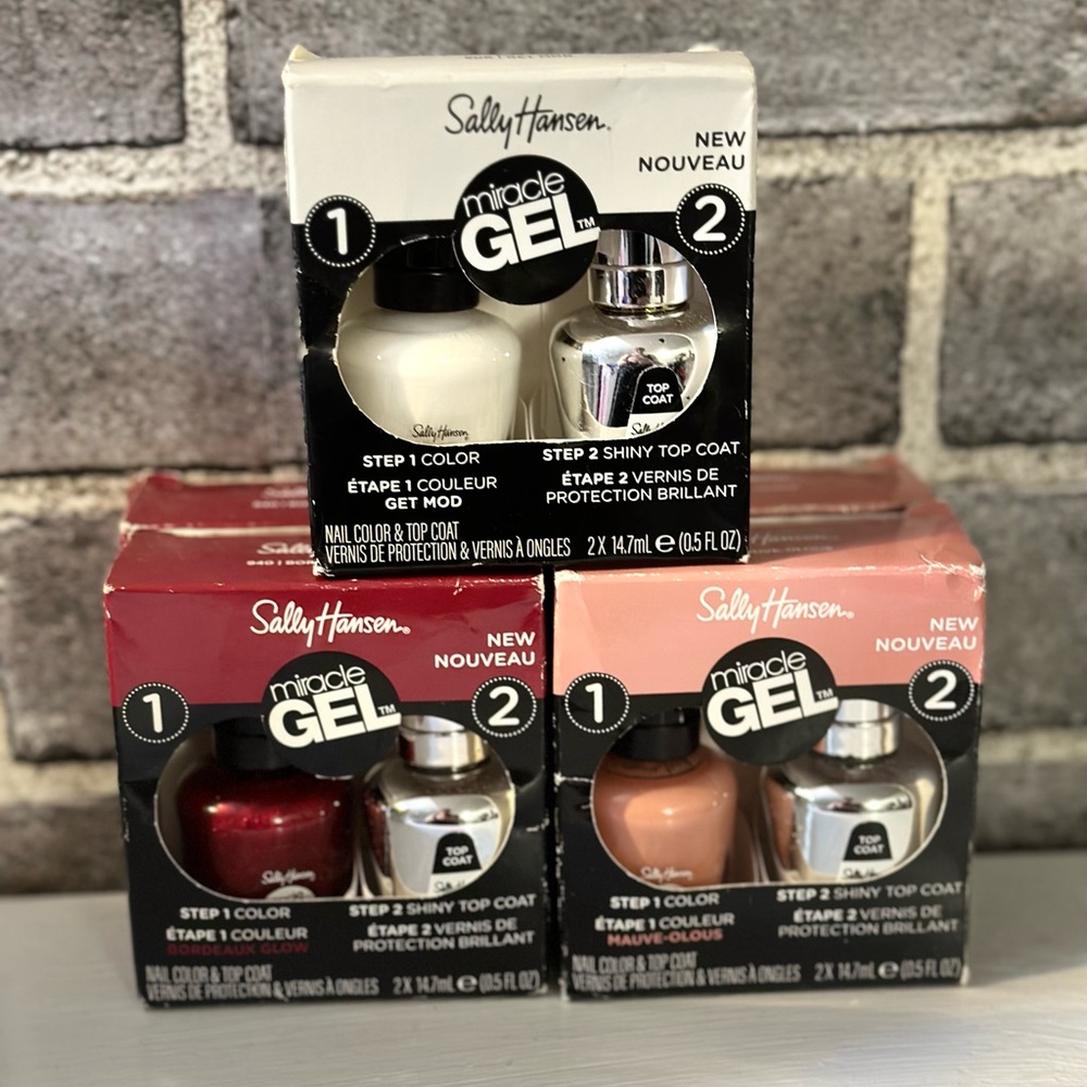 Sally Hansen Miracle Gel Nail Color & Top Coat